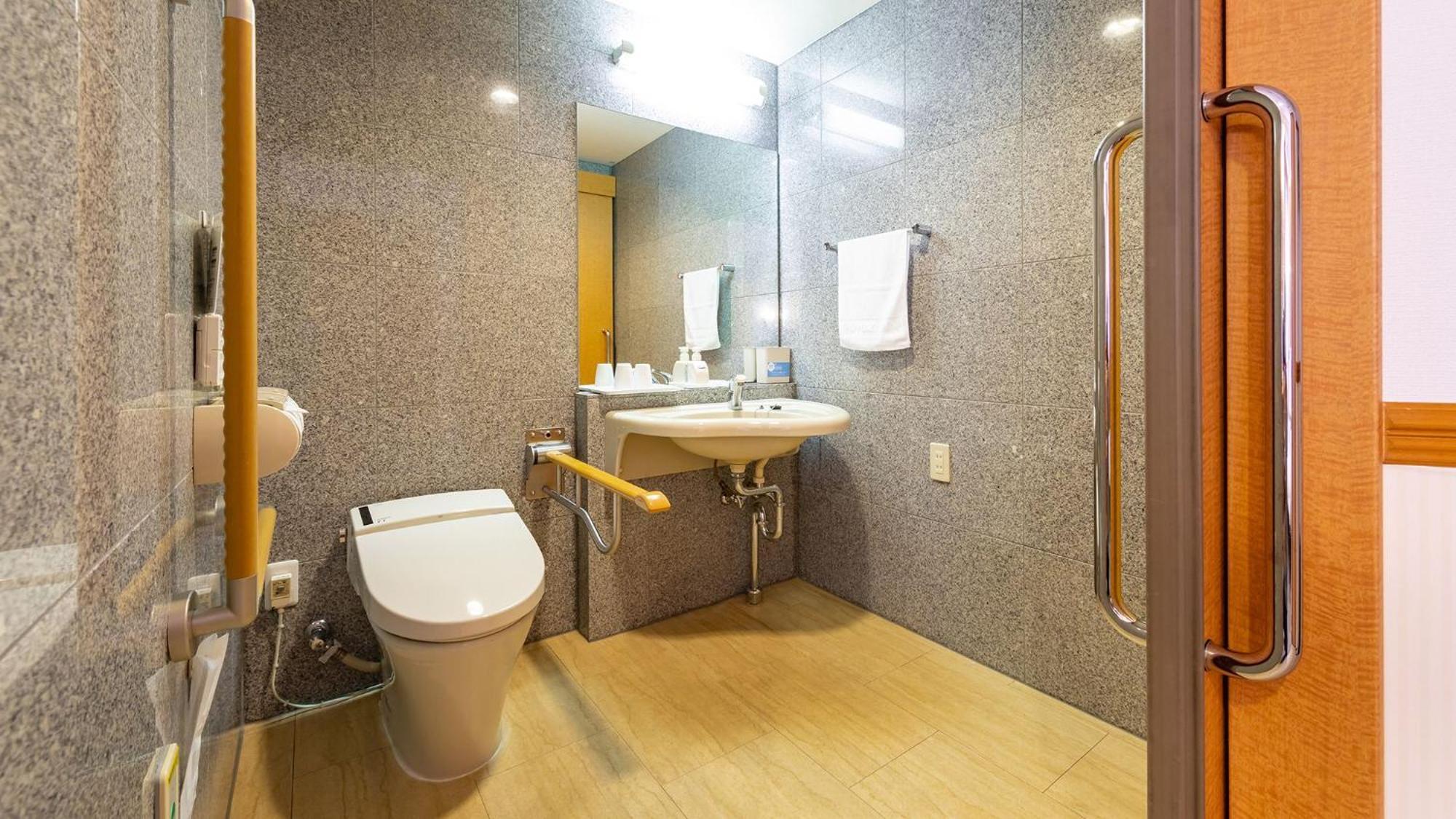 Toyoko Inn Chiba Minato Ekimae Стая снимка