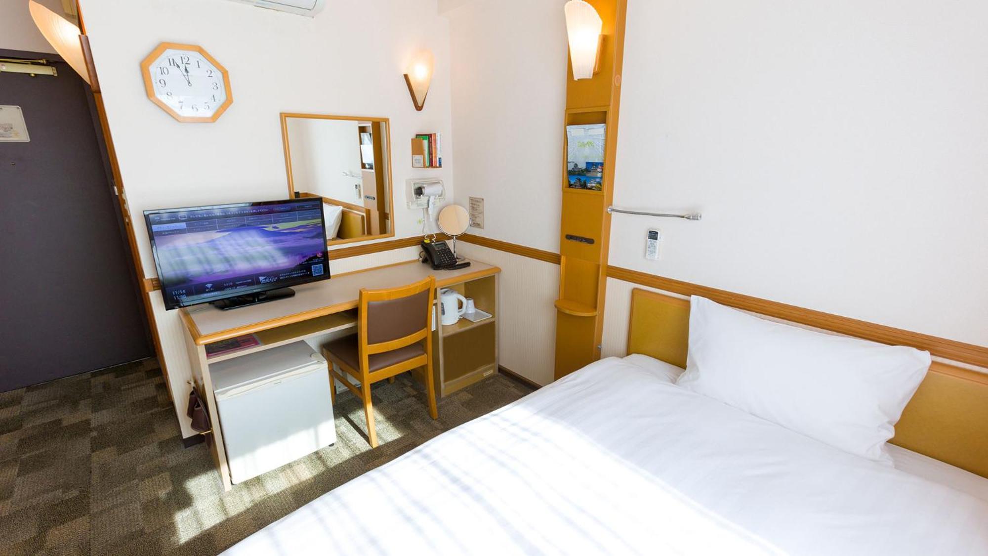 Toyoko Inn Chiba Minato Ekimae Екстериор снимка