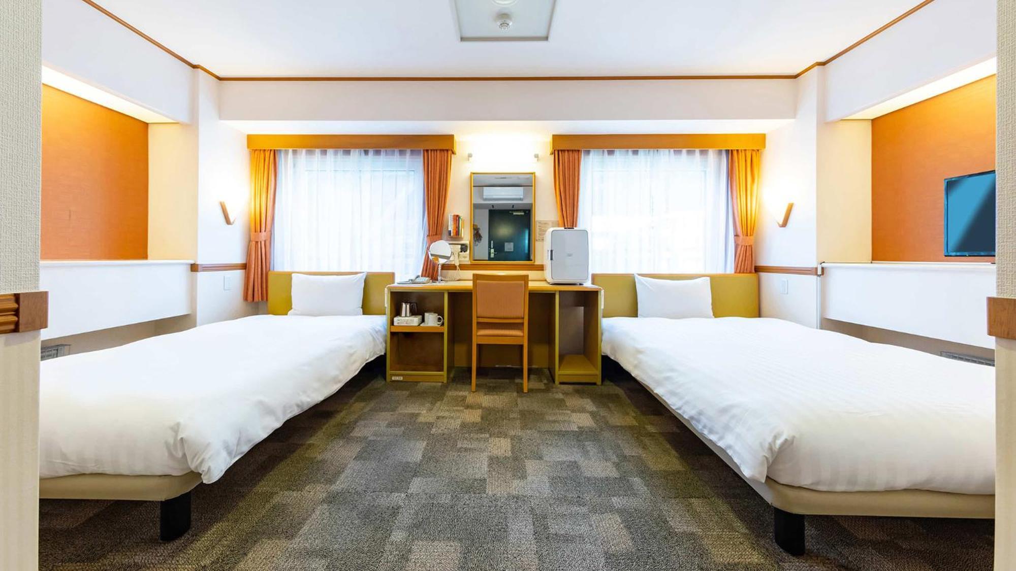 Toyoko Inn Chiba Minato Ekimae Екстериор снимка